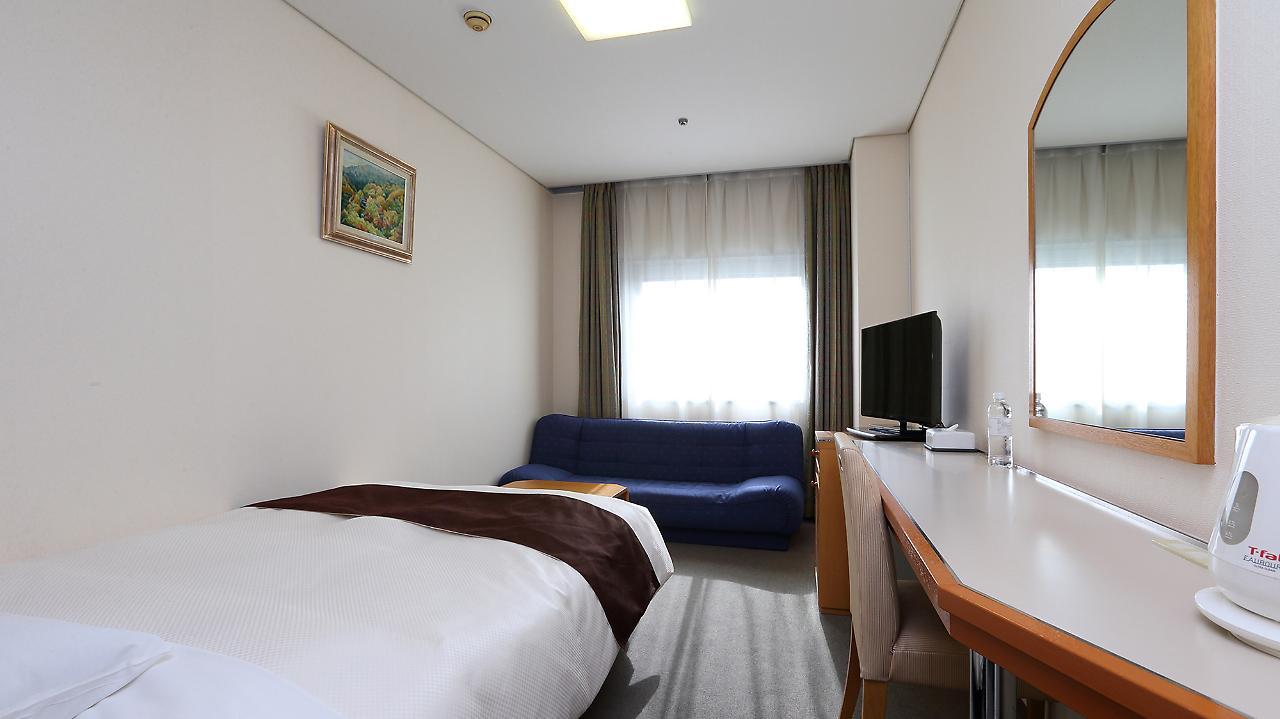 Fukuoka Recent Hotel Exterior foto